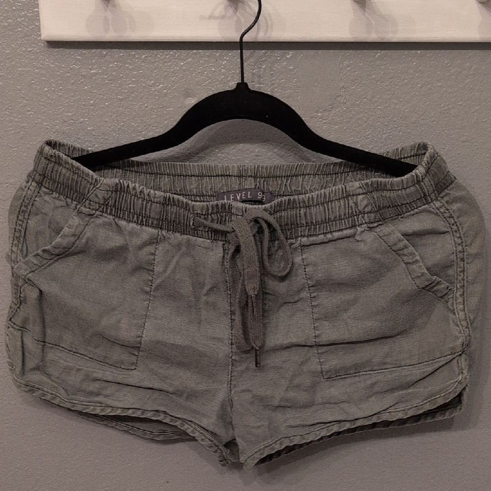 Level 99 Women's Gray Cargo Shorts
